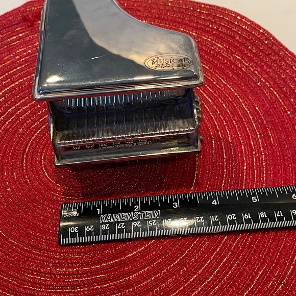 Vintage Grand Piano-shaped Silver-Plated Musical Trinket Box - Picture 3 of 7